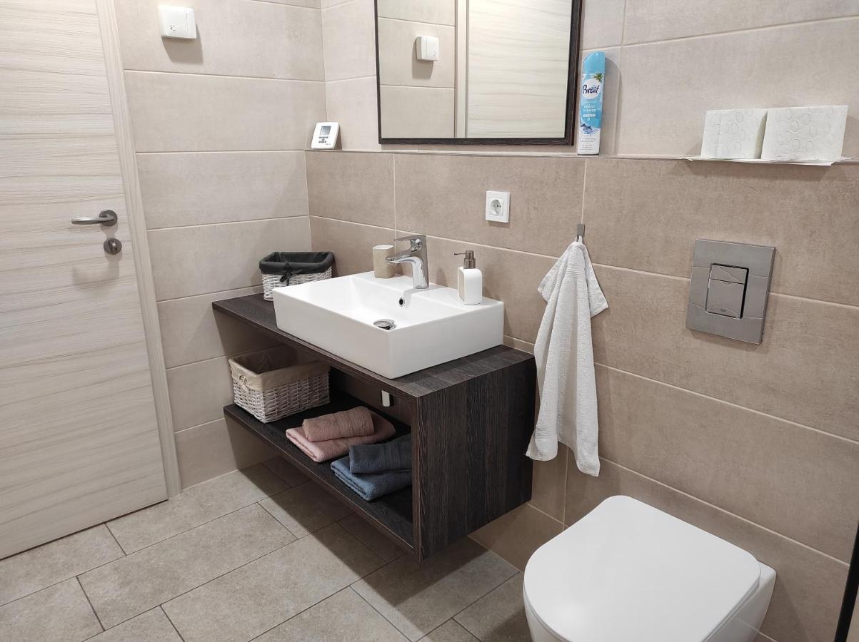 Apartment Lana Ізола Екстер'єр фото