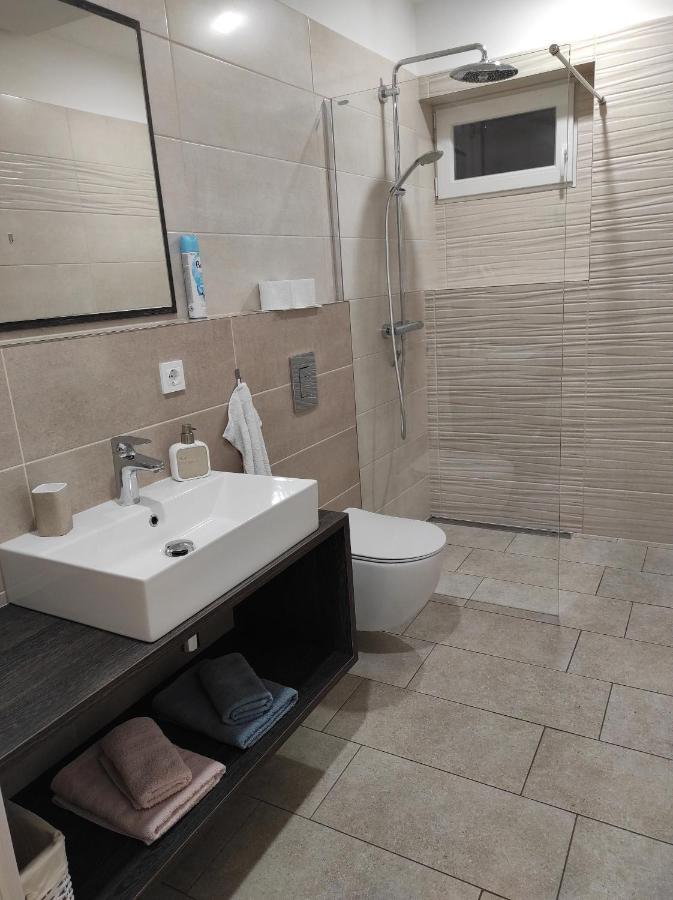 Apartment Lana Ізола Екстер'єр фото
